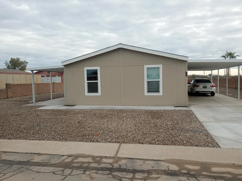 1993 S Utah Dr