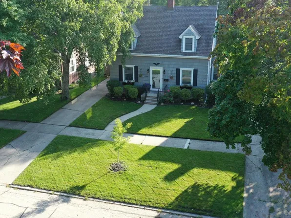 7709 5th AVENUE, Kenosha, WI 53143