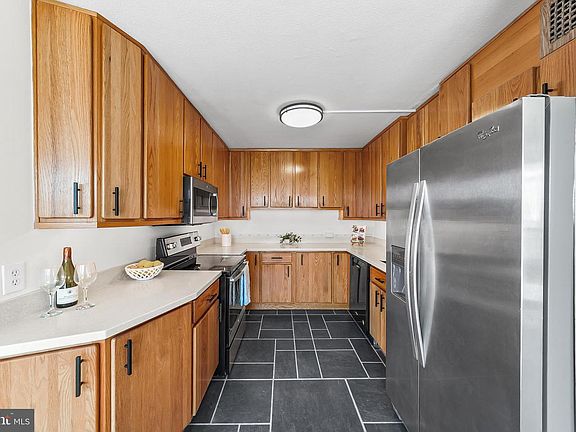 5th image of 1001 City Ave #W-617
