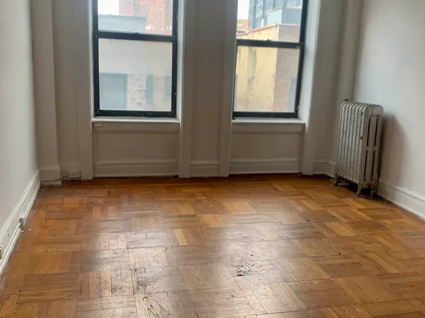 409 Edgecomb Avenue image 7 of 15