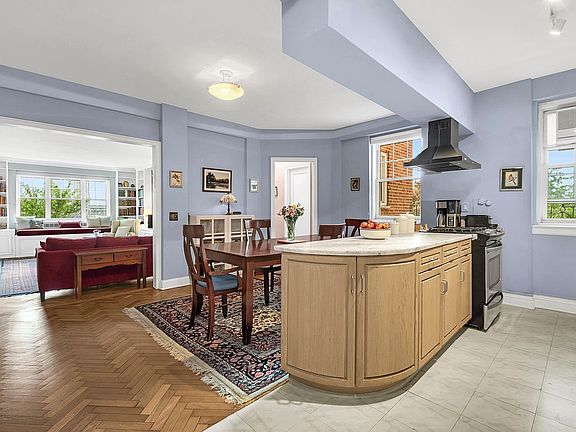 5th image of 140 Cabrini Blvd APT 1