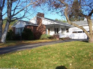 363 Town Farm Rd, Farmington, ME 04938