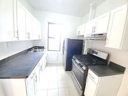 1st image of 489 Eastern Pkwy #39C