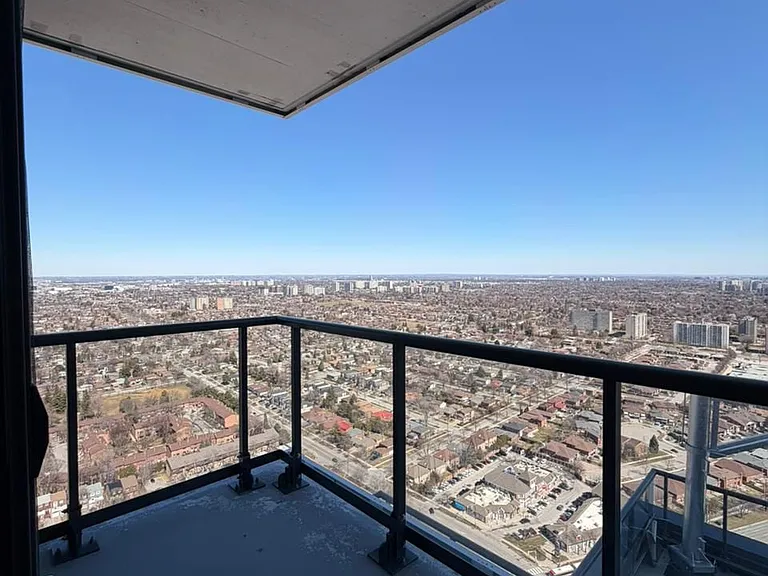 325 Yorkland Blvd #4303 — Photo 10