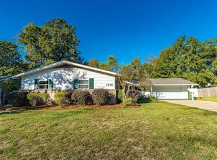 1215 Windsor Dr, Hattiesburg, MS 39402