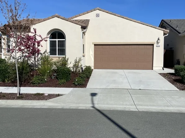 5820 Kristina Pl, Rohnert Park, CA 94928