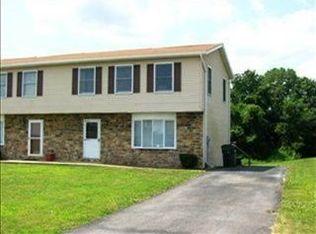 204 Faith Cir, Carlisle, PA 17013