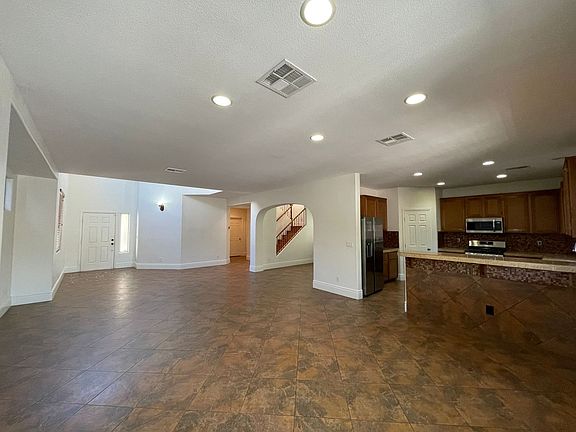 3rd image of 10511 Bella Camrosa Dr