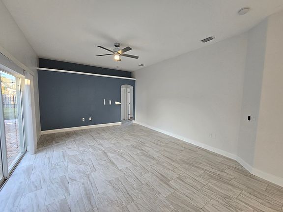 5th image of 5737 Stone Pointe Dr