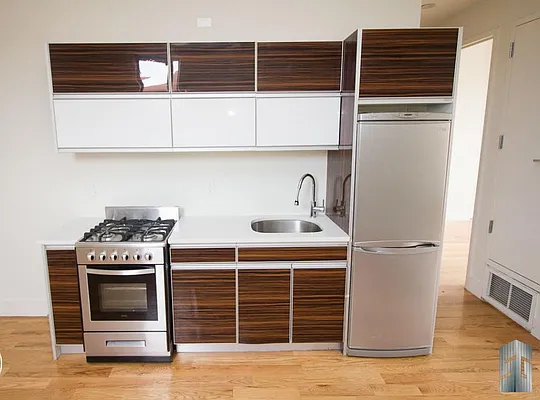 Rented by Skyline Group Real Estate | media 34