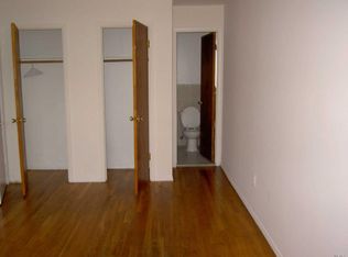 11907 28th Ave #3, Flushing, NY 11354
