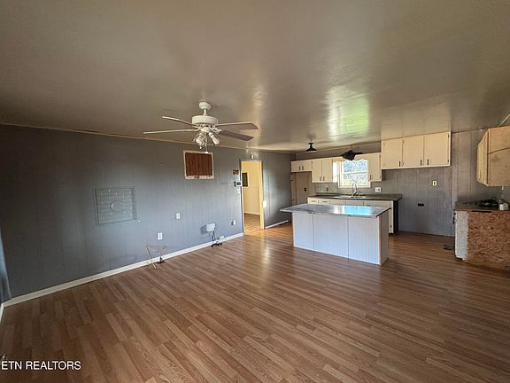 2nd image of 318 Ped Rd