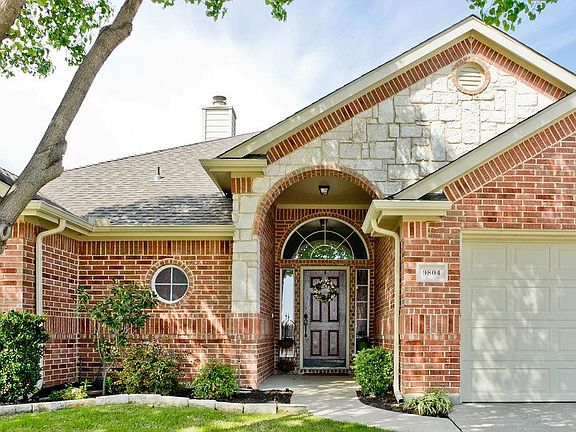 4th image of 9804 Lakeway Dr