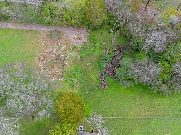 3rd image of 720 Adkisson Ln