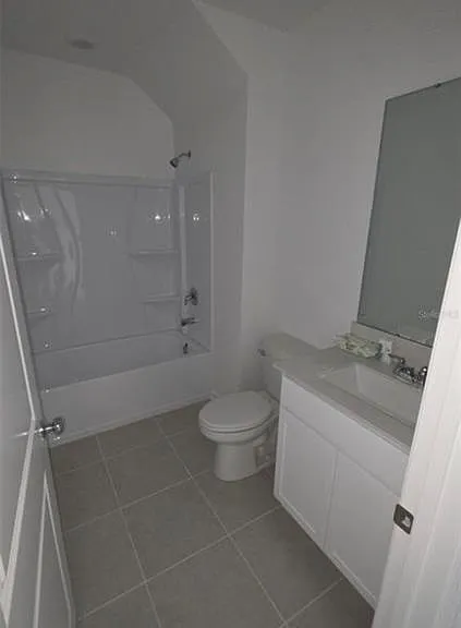 1326 Belle Isle Ln — Photo 4