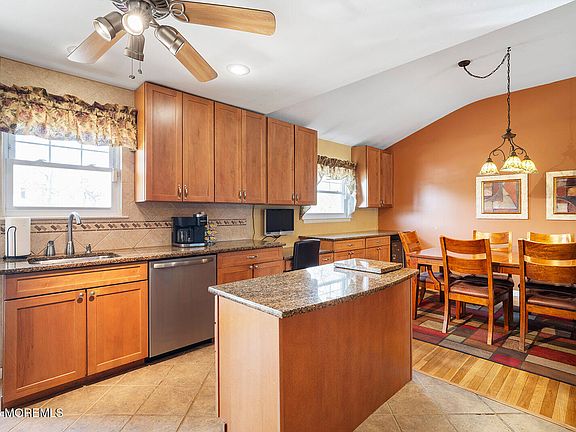2nd image of 87 Newbury Road