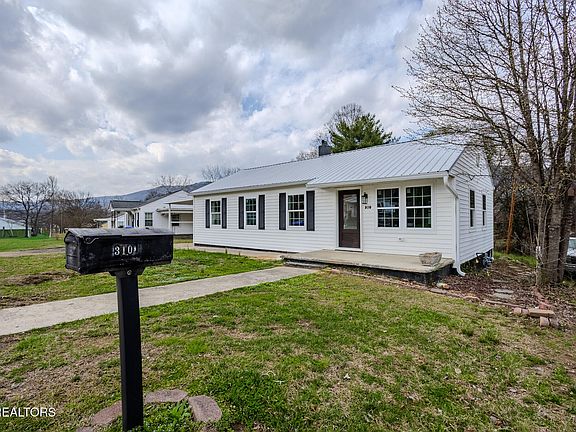 2nd image of 310 Carroll Ave
