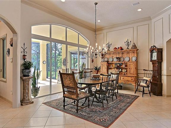 5th image of 11 S White Jewel Ct