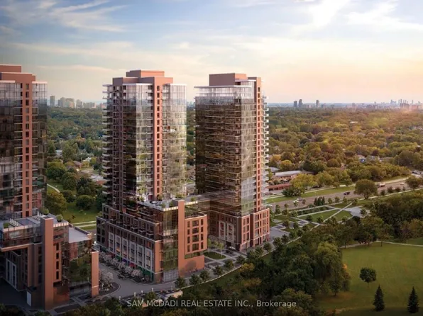 4000 Eglinton Ave W #306, Toronto, ON M9A 4M2
