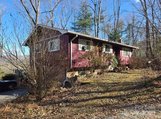 211 Holly Mountain Ln, Fletcher, NC 28732