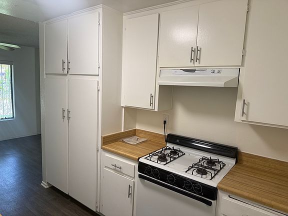 2nd image of 15128 Sherman Way #207