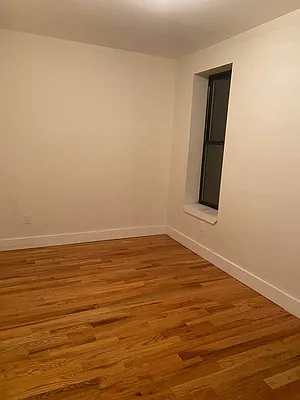 Rented by Tapiro Realty | media 14