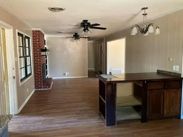 2201 Crescent Dr — Photo 7