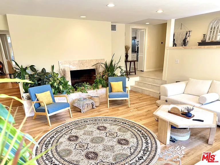 6127 Lockhurst Dr — Photo 5