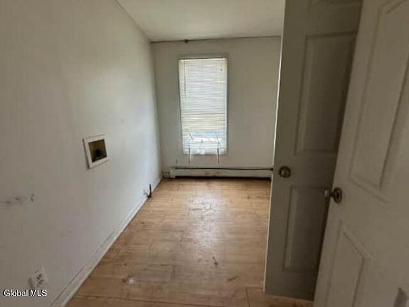5th image of 111 Johnston Avenue