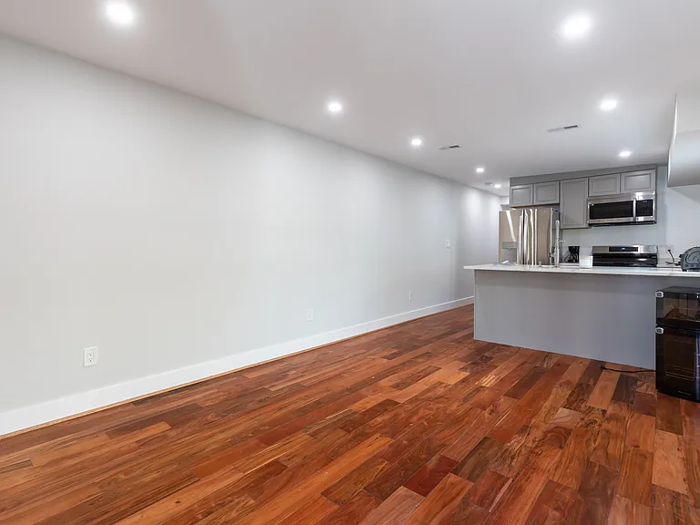 45 Bates St NW #2 — Photo 10