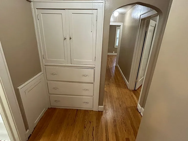 5446 Charlotte St — Photo 14