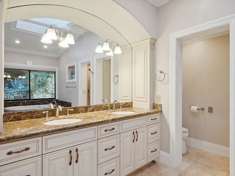 21 Deer Oaks Ct — Photo 30