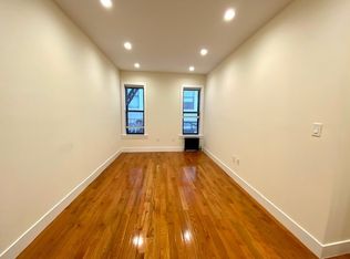 3116 32nd St APT 3C, Astoria, NY 11106