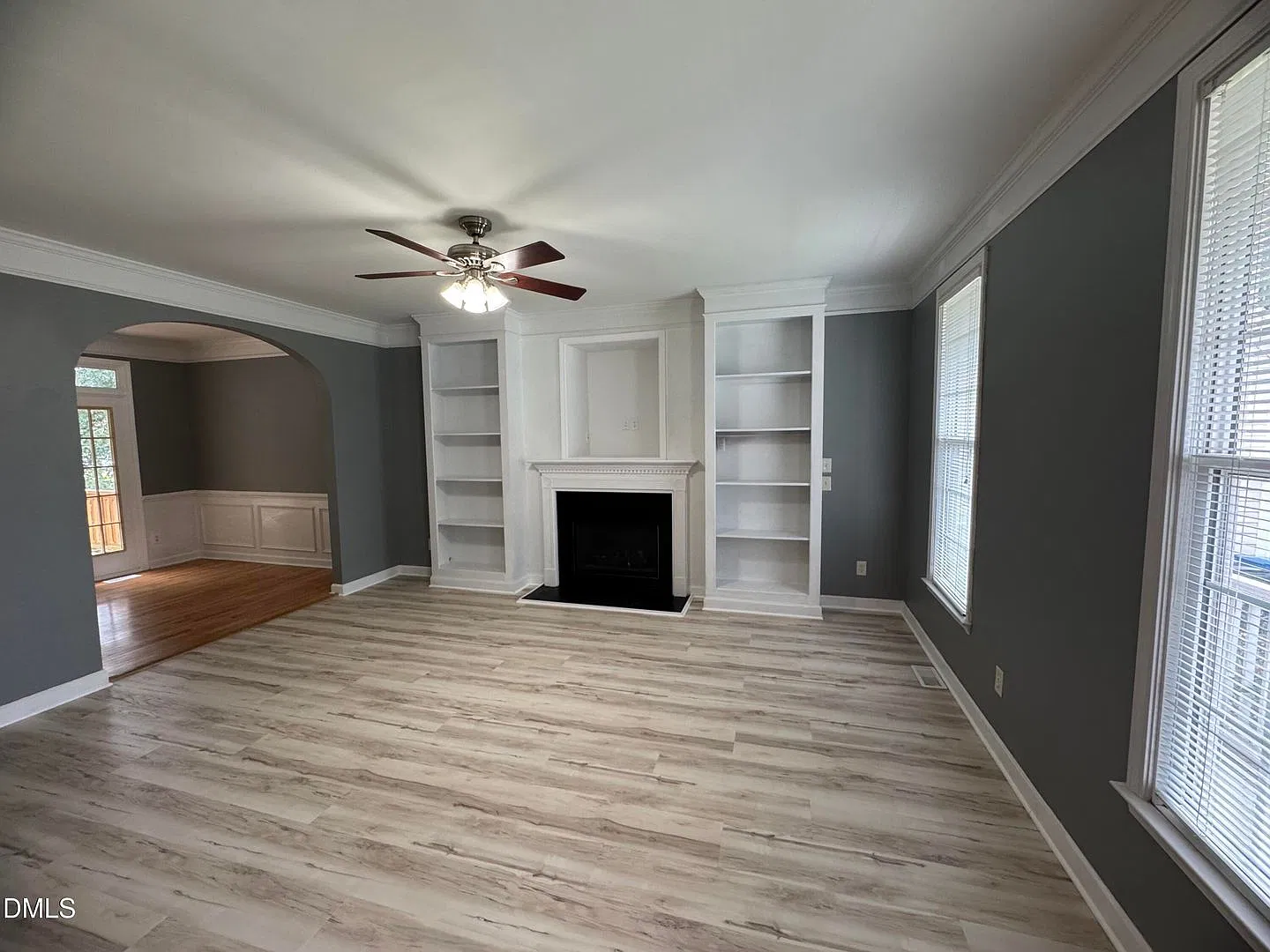5 Woodsage Ln — Photo 2