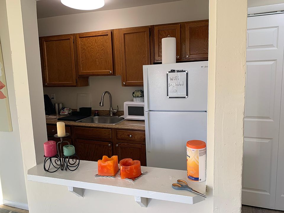 1st image of 1701 S Edgewood St APT 2