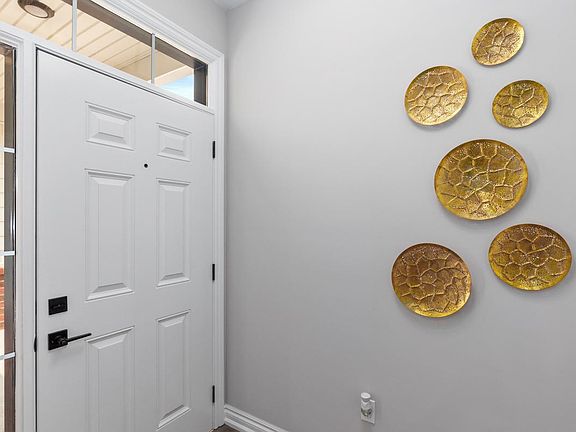 5th image of 5875 Lakeway Dr #64