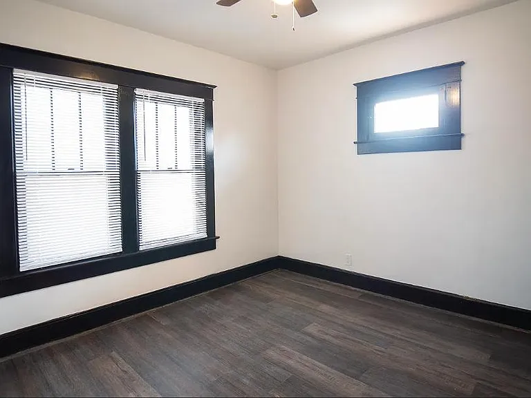 526 N Emerson Ave — Photo 9
