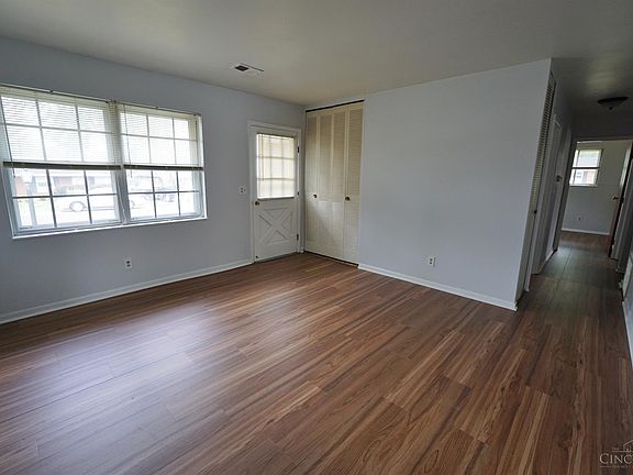 4th image of 4533 Theodore Ave