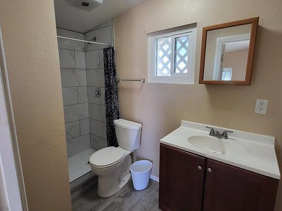 5th image of 3795 E Lum Ave
