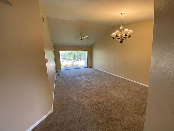 5th image of 1302 Derbyshire Ct APT 202