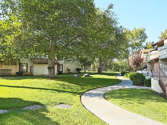2nd image of 320 Pomelo Dr #95b422954