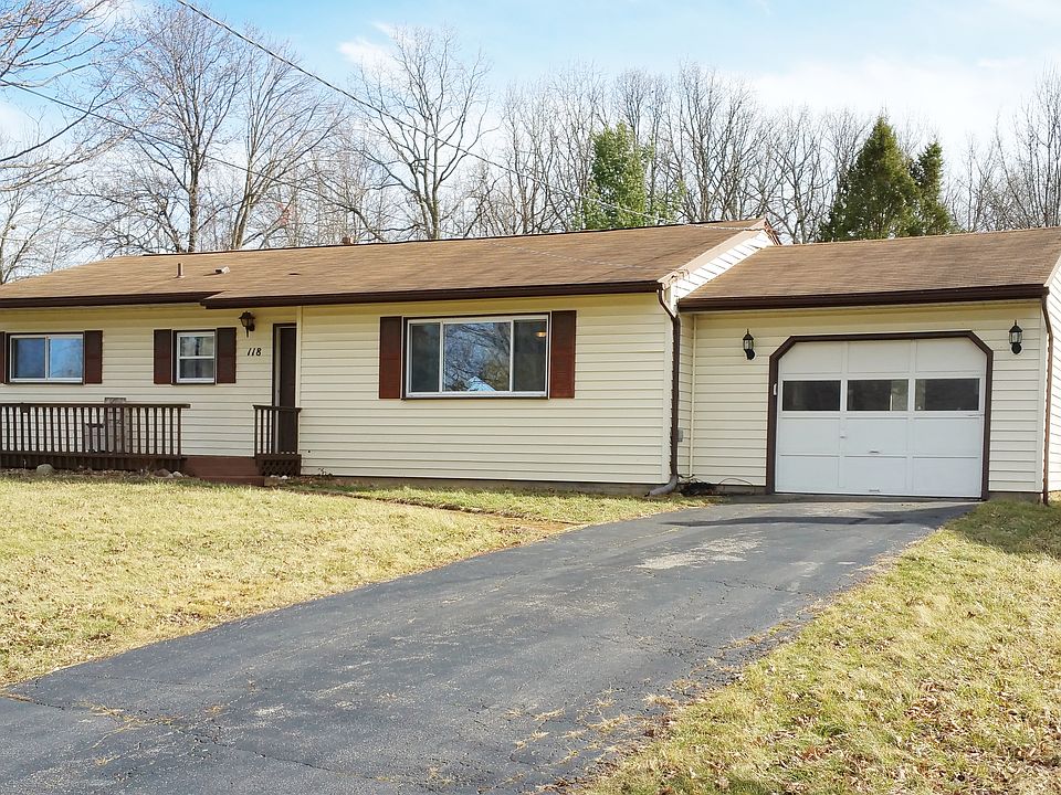 1st image of 118 Green Clover Dr