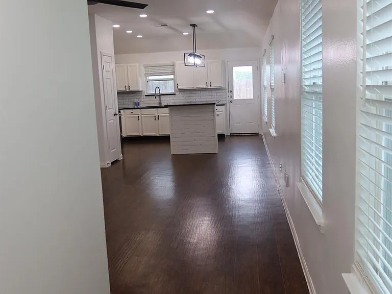 6114 El Oro Dr — Photo 7