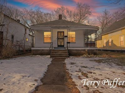 1707 Division St, Muskegon, MI, 49441