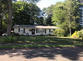 71 Hemlock Dr, Southington, CT 06489