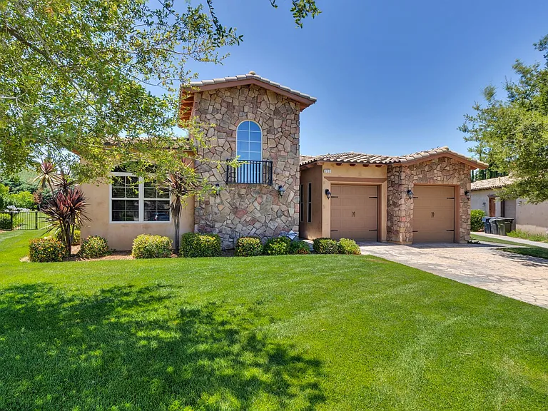 721 Strada Casalingo Ct — Photo 4