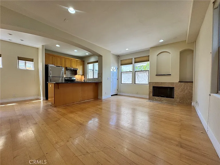 1001 Sartori Ave — Photo 2