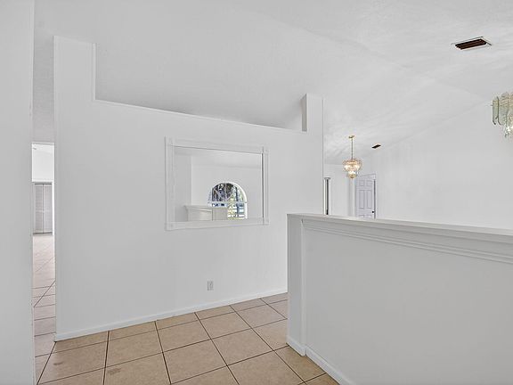 4th image of 17609 86th Street N