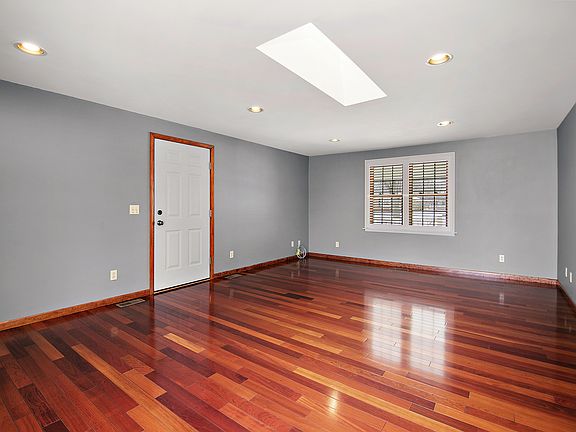 2nd image of 235 Hendron Ave