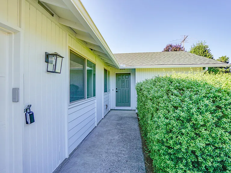 6206 NW Cherry St — Photo 35